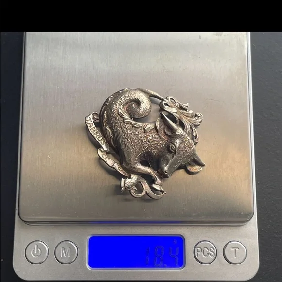 Vintage Sterling Silver Cini Taurus Zodiac Horoscope pin - Picture 12 of 12